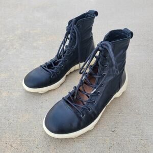 John Fluevog Urban Angels Takami Sporty Lace-Up Ankle Boot Size 6